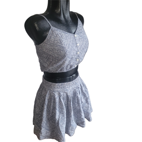 American Eagle Blue and White Patterned Skirt and Tank Top Set XS - Picture 2 of 6